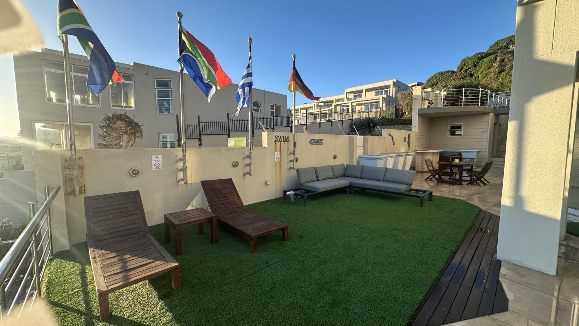 Oceansnest Guest House Bloubergstrand Exteriör bild