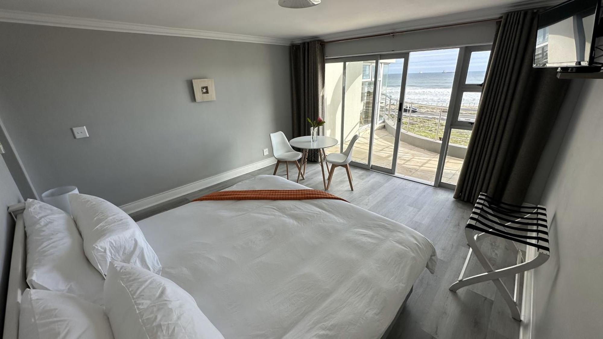 Oceansnest Guest House Bloubergstrand Exteriör bild