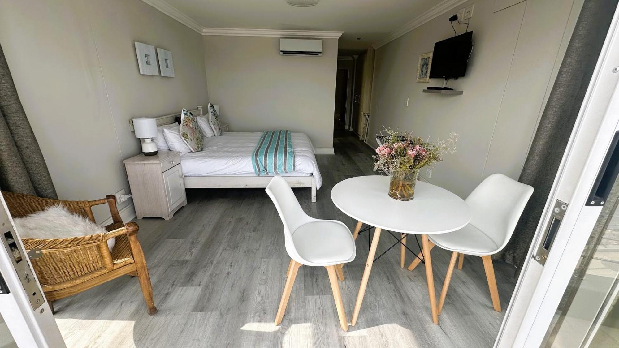 Oceansnest Guest House Bloubergstrand Exteriör bild